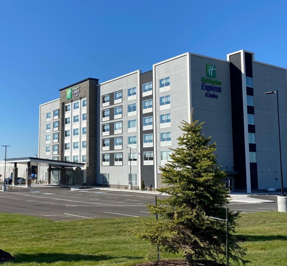 Holiday Inn Express & Suites - Aurora By Ihg Eksteriør billede