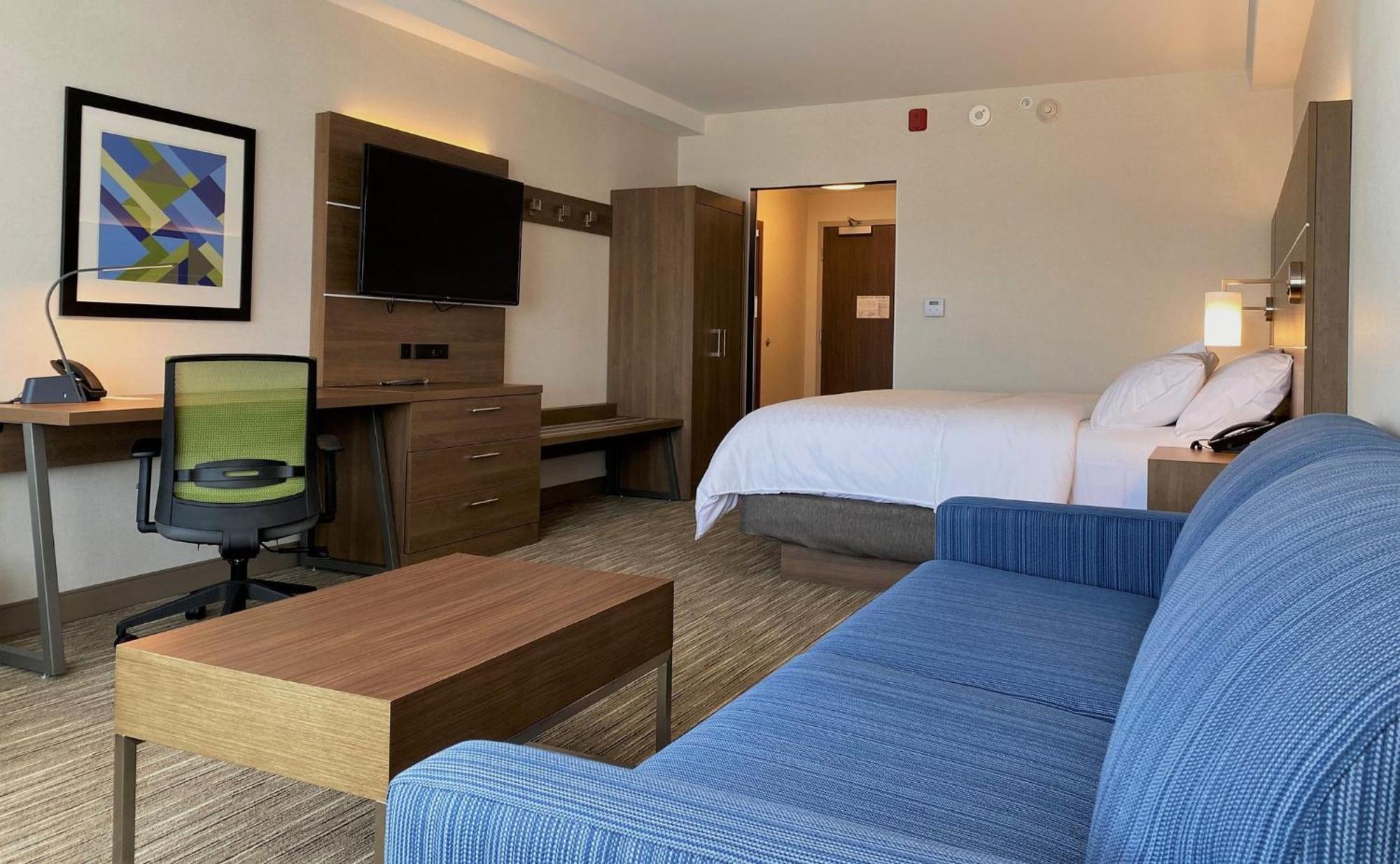 Holiday Inn Express & Suites - Aurora By Ihg Eksteriør billede