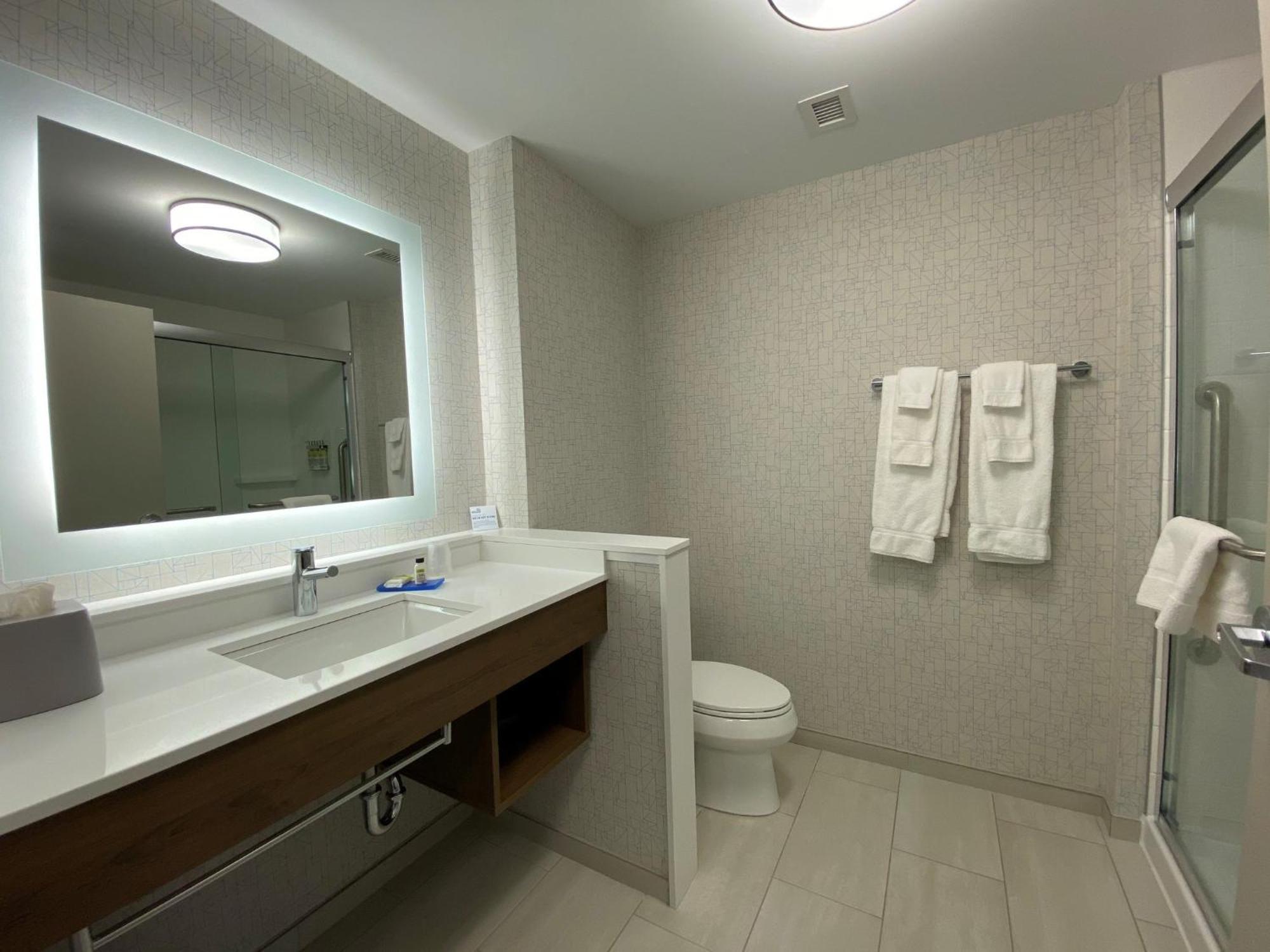 Holiday Inn Express & Suites - Aurora By Ihg Eksteriør billede